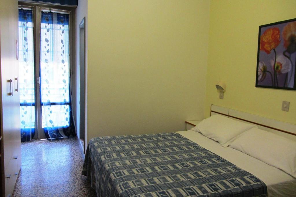Hotel Toledo Rimini Exteriör bild