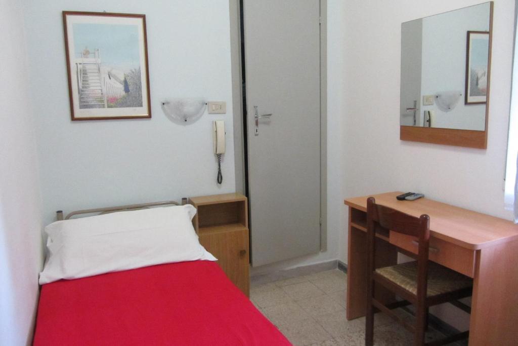 Hotel Toledo Rimini Exteriör bild